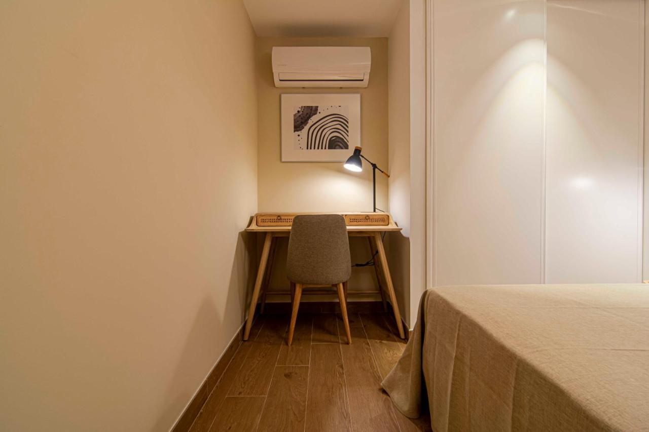 Apartamentos 1 Abril Malaga Luaran gambar