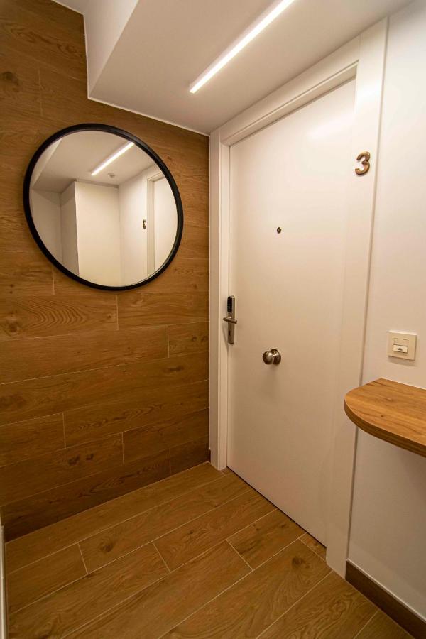 Apartamentos 1 Abril Malaga Luaran gambar
