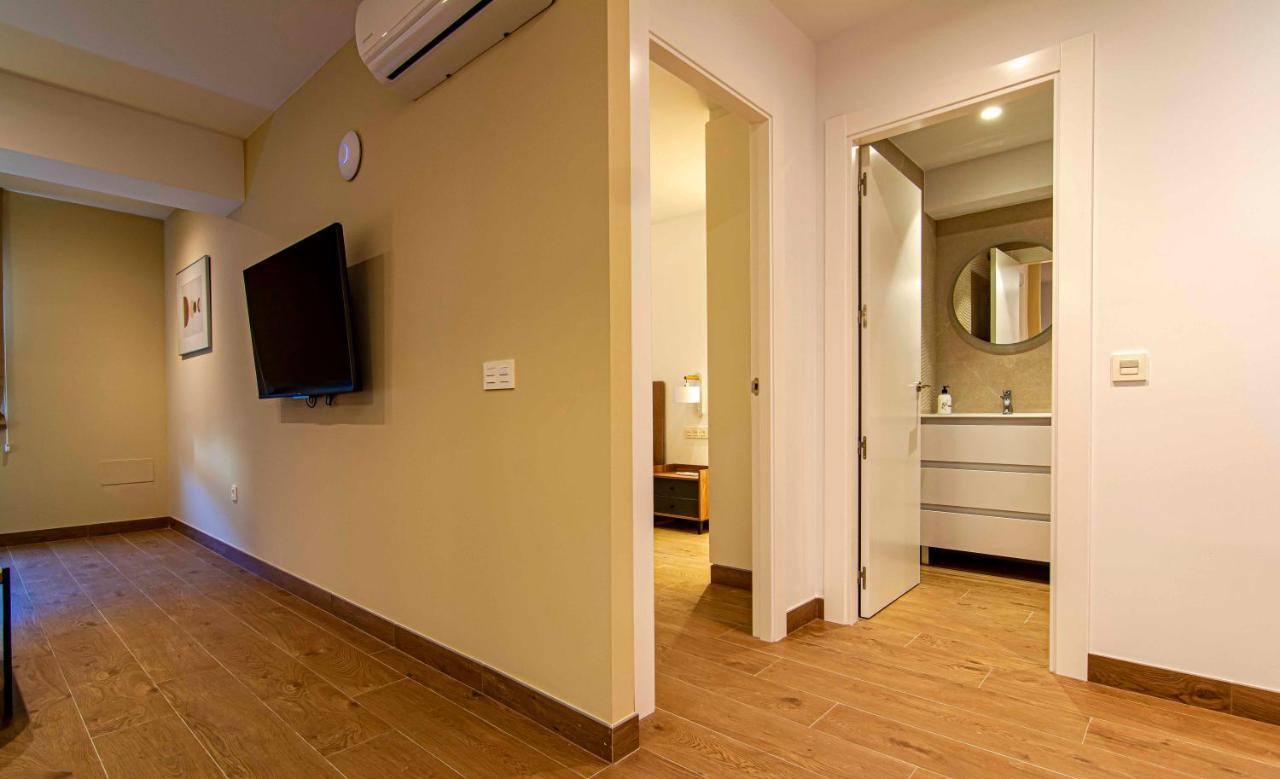 Apartamentos 1 Abril Malaga Luaran gambar