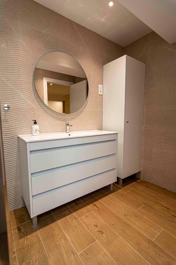 Apartamentos 1 Abril Malaga Luaran gambar