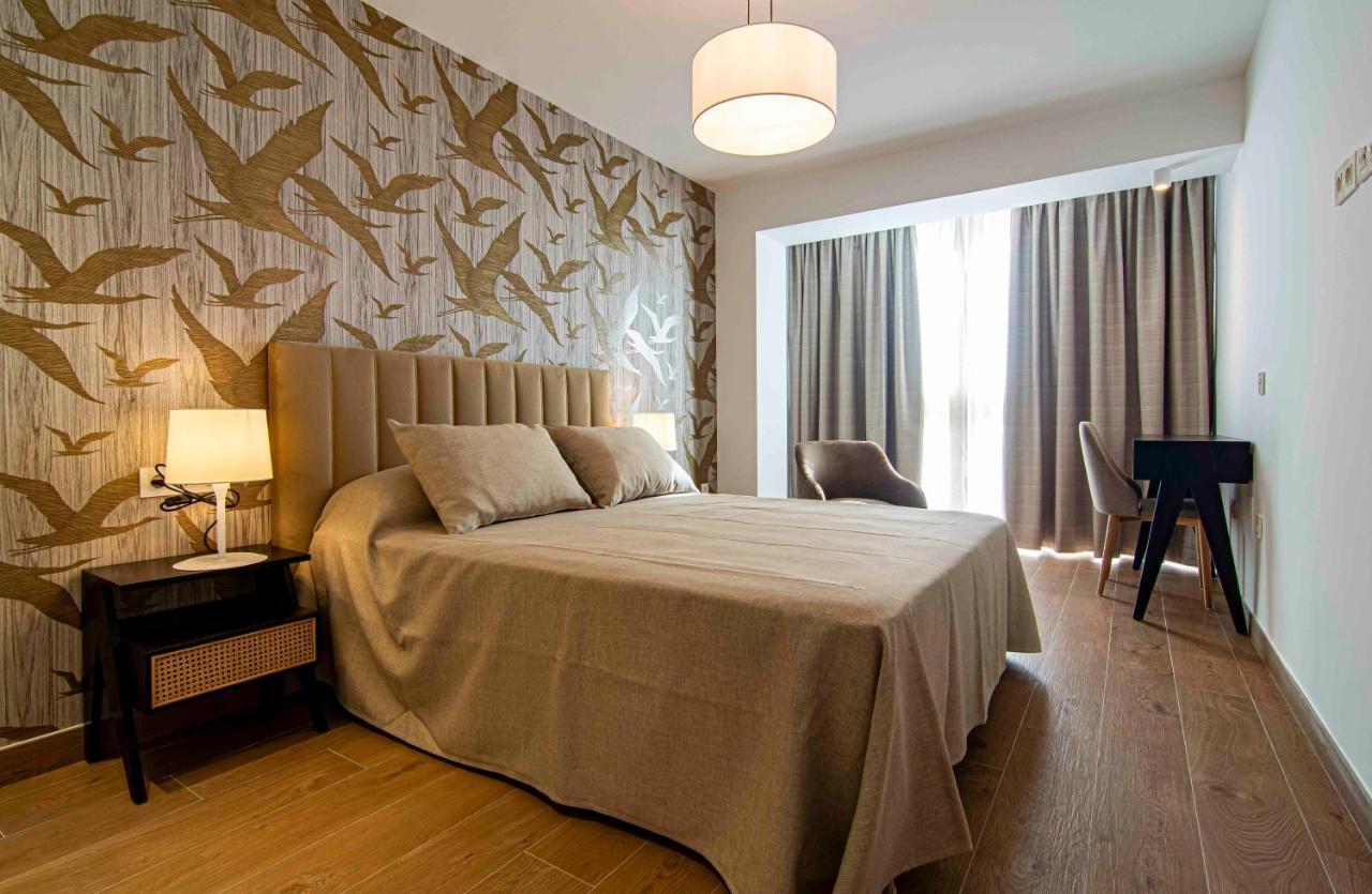 Apartamentos 1 Abril Malaga Luaran gambar